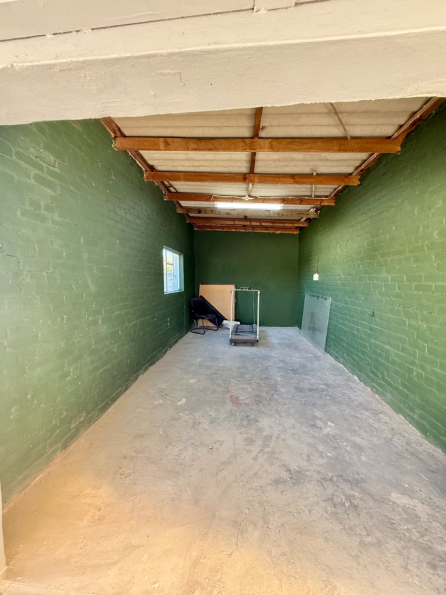 3 Bedroom Property for Sale in Kabega Park Eastern Cape